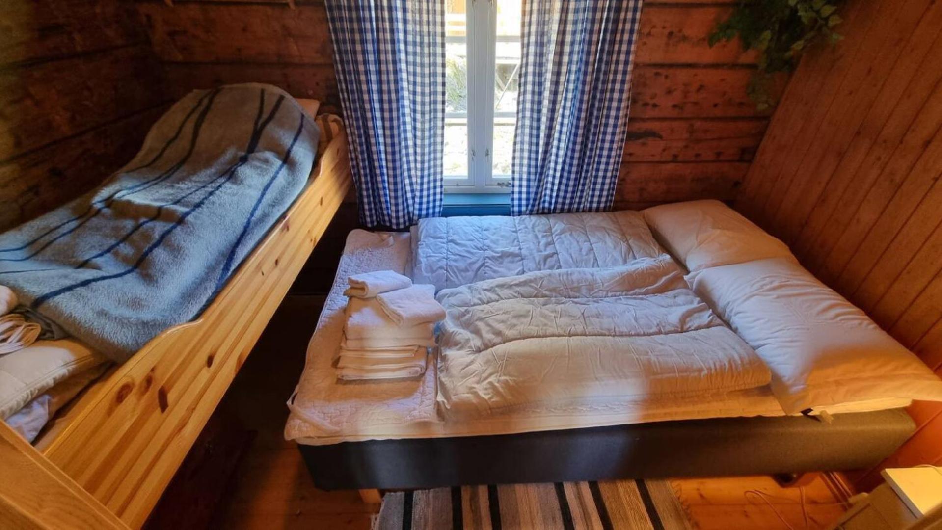 Villa Koselig Rorbu Pa Tind Sørvågen Exterior foto