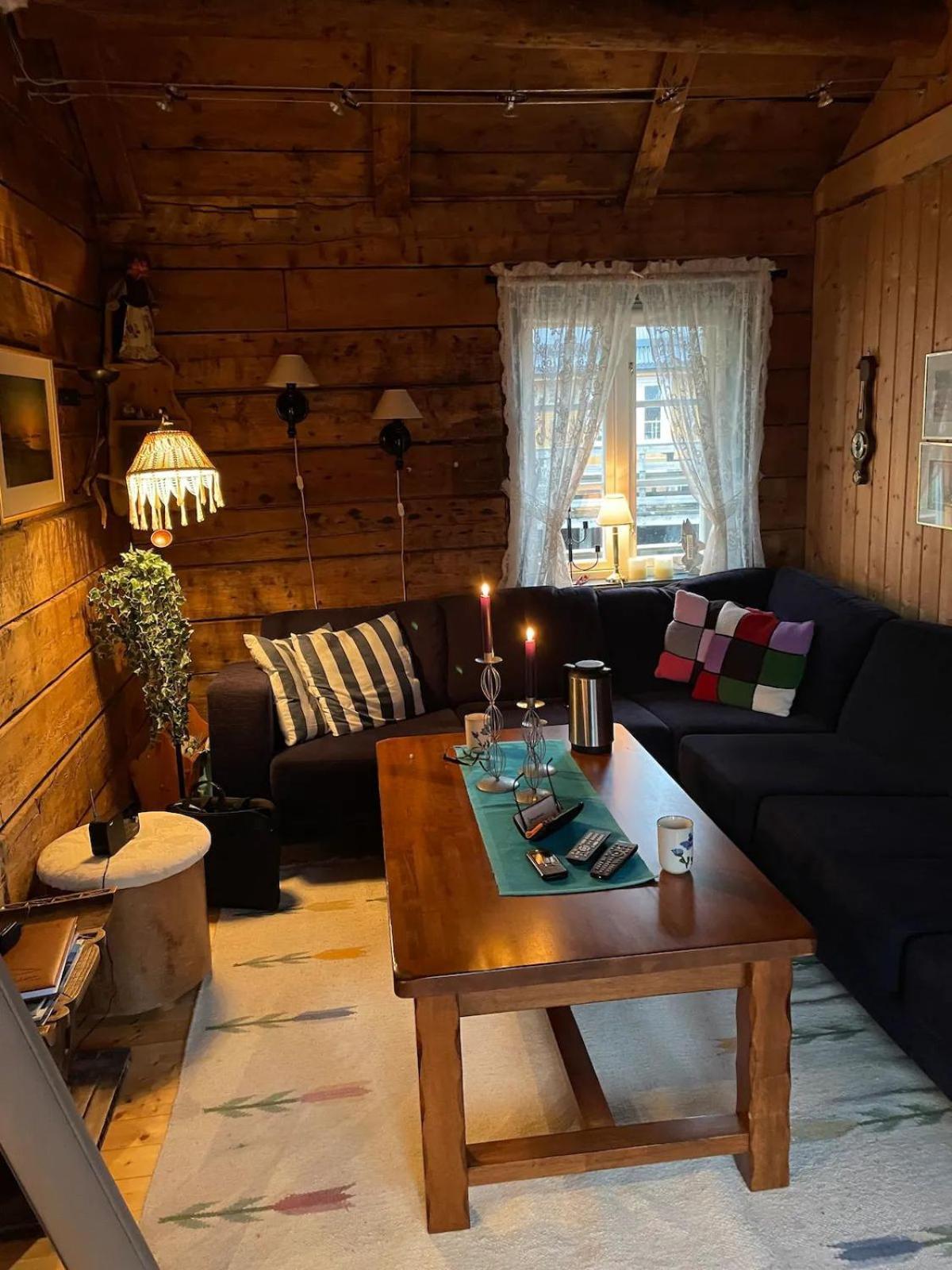 Villa Koselig Rorbu Pa Tind Sørvågen Exterior foto